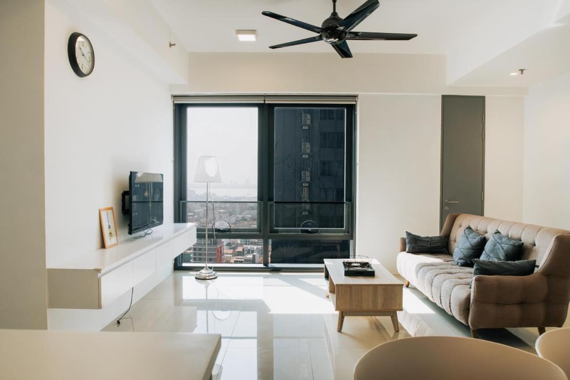 The Pine, 3Br Seaview By Wstay @ Tropicana 218 Macalister Джорджтаун Экстерьер фото